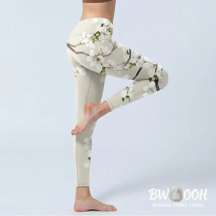 BWOOOH lotus print yoga leggings - White Magnolia Flower Print Sports Fitne
