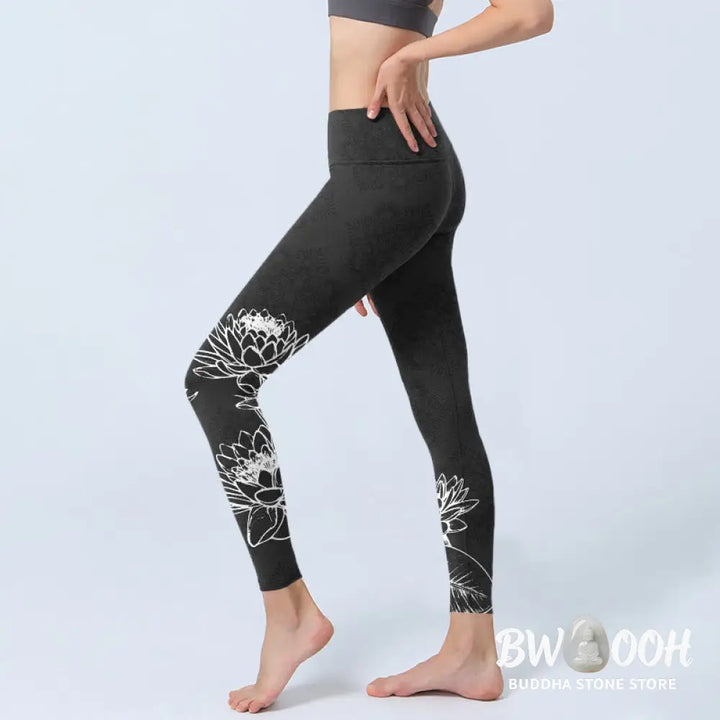 BWOOOH lotus print yoga leggings - White Sketch Lotus Flowers Leaves Print 