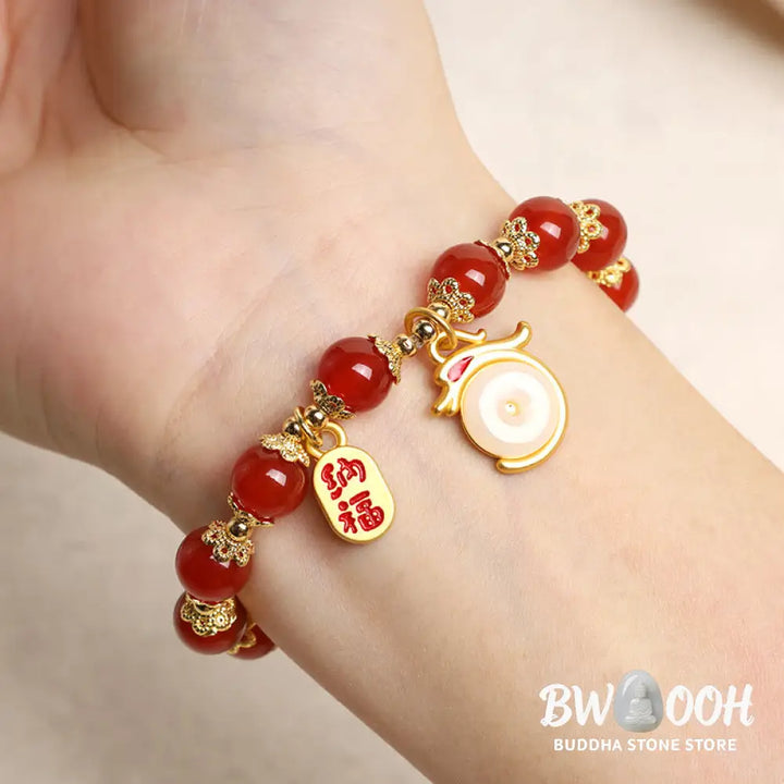 Buddha Stones Year of the Dragon Red Agate Green Aventurine Peace Buckle Fu Character Lucky Fortune Bracelet - BWOOOH