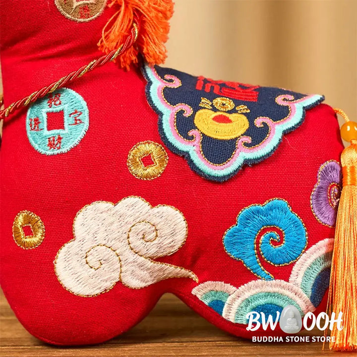Buddha Stones Year of the Horse Copper Red String Fu Character Embroidery Prosperity Home Decoration - Decorations