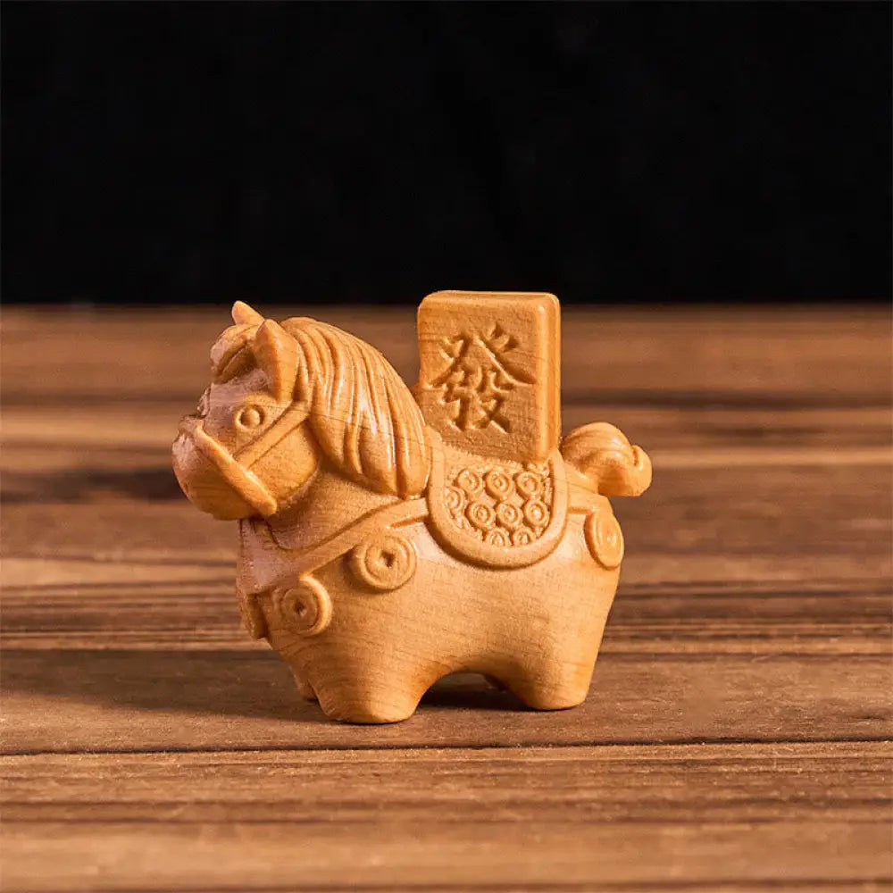 Buddha Stones Year of the Horse Get rich Green Sandalwood Small Leaf Red Sandalwood Linden Wood Animals Positive