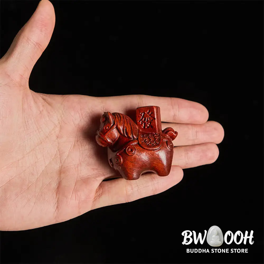 Buddha Stones Year of the Horse Get rich Green Sandalwood Small Leaf Red Sandalwood Linden Wood Animals Positive