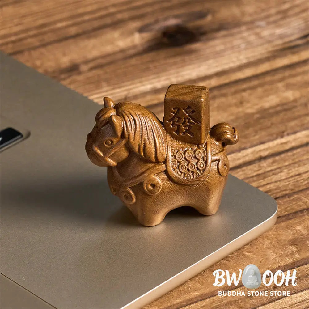 Buddha Stones Year of the Horse Get rich Green Sandalwood Small Leaf Red Sandalwood Linden Wood Animals Positive