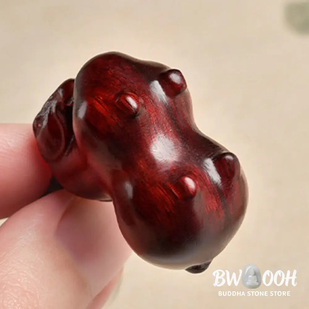 Buddha Stones Year Of The Horse Small Leaf Red Sandalwood Balance Key Chain - Small Leaf Red Sandalwood - Key Chain