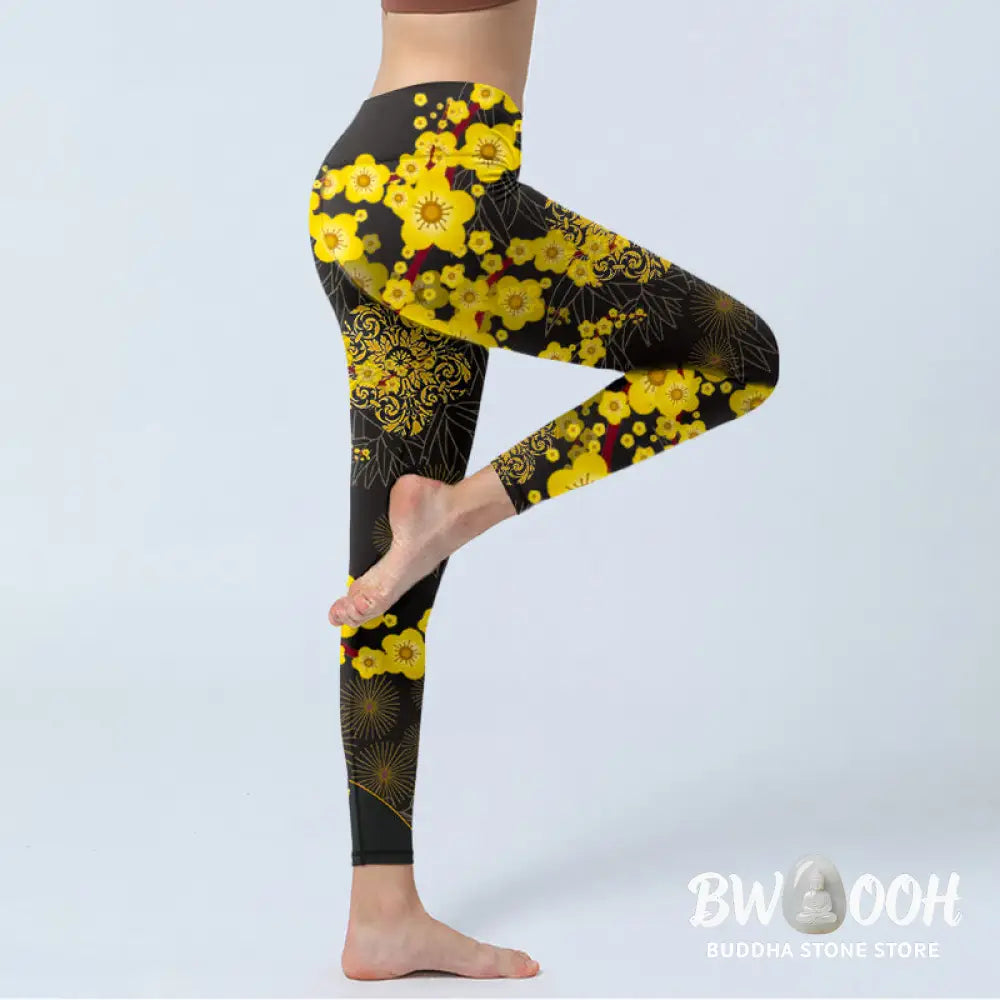 BWOOOH printed yoga leggings - Yellow Cherry Blossoms Bamboo Leaves Fir