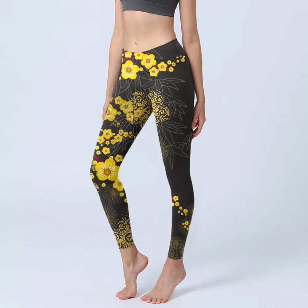 BWOOOH printed yoga leggings - Yellow Cherry Blossoms Bamboo Leaves Fir