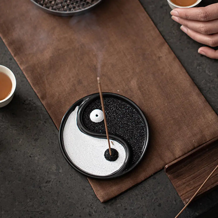 BWOOOH Yin Yang Zen Balance Incense Holder - Ceramic - Incense Burner