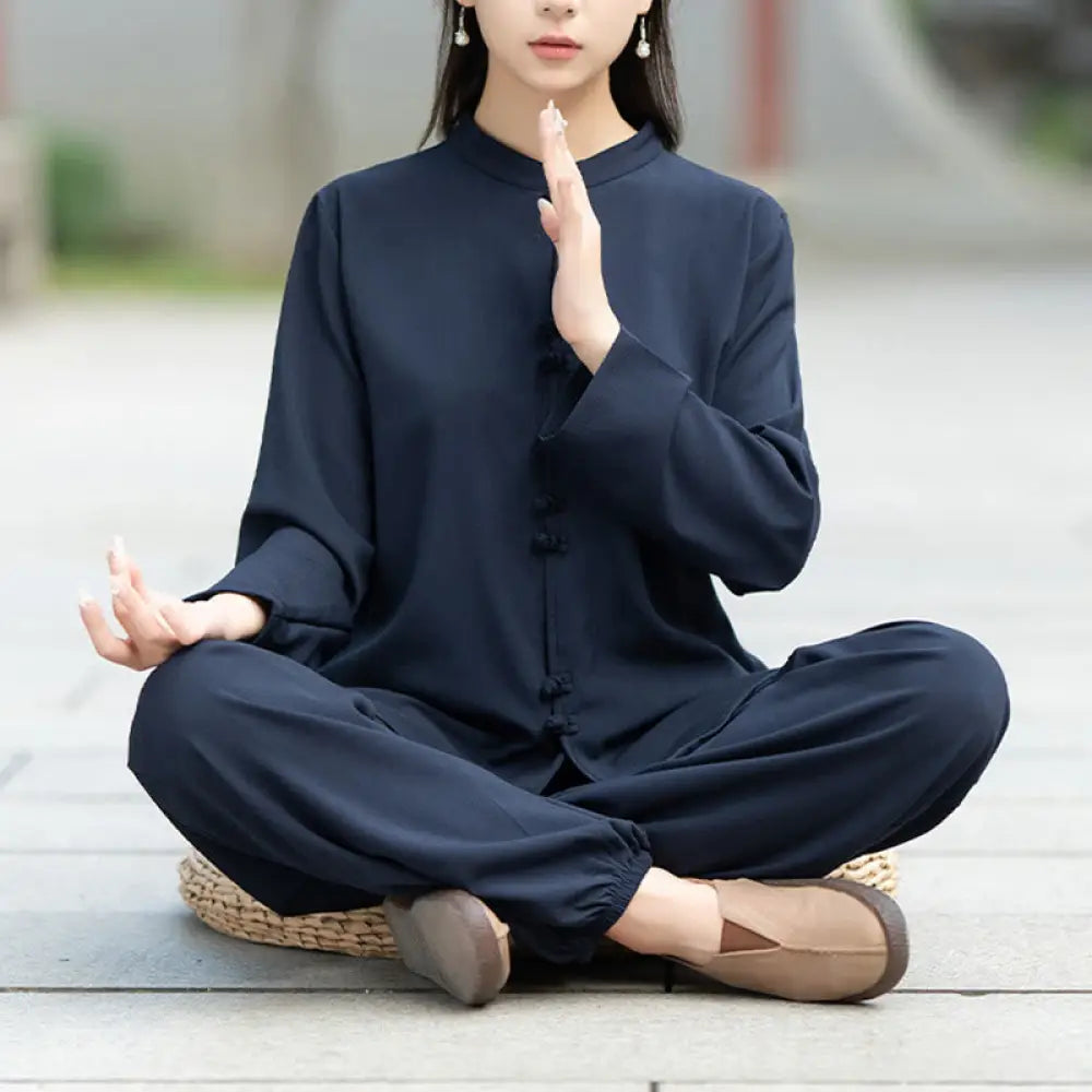 BWOOOH women's Zen Tai Chi cotton set with frog buttons.