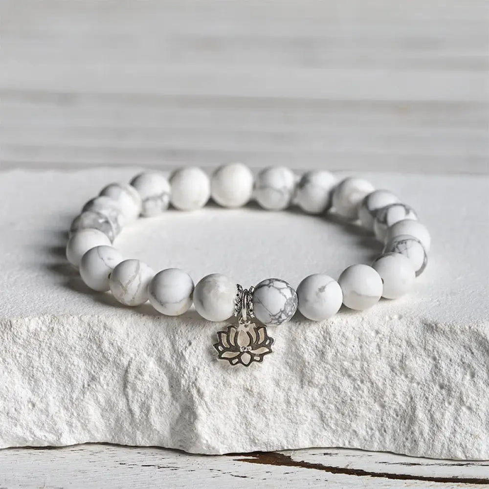 BWOOOH 925 Sterling Silver Lotus Design Natural White Turquoise Wealth Bracelet - 15cm / 8mm - Bracelet