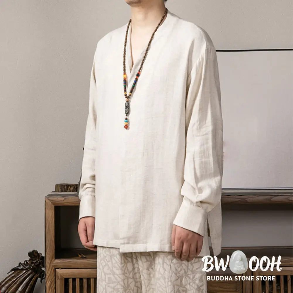 Man wearing BWOOOH V-Neck Men&