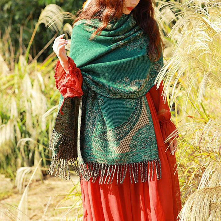 BWOOOH Tibetan Vine Leaves Pattern Design Shawl Cozy Trav