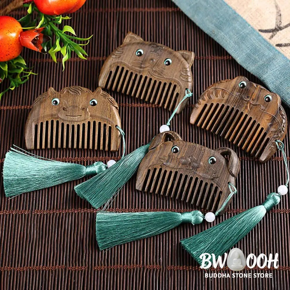 Chinese Zodiac Green Sandalwood Peace Mini Portable Comb - Comb