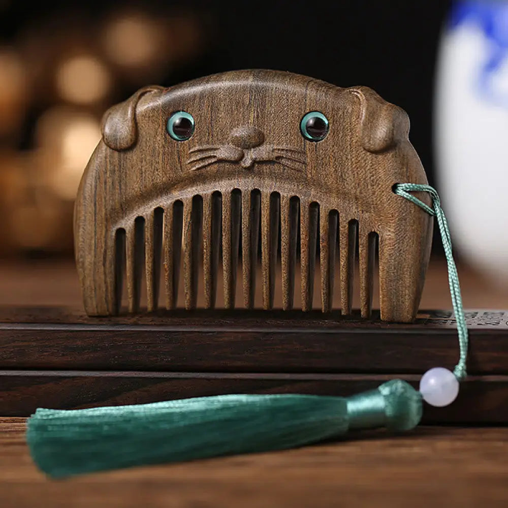Chinese Zodiac Green Sandalwood Peace Mini Portable Comb - Chacate Preto Wood / Dog - Comb