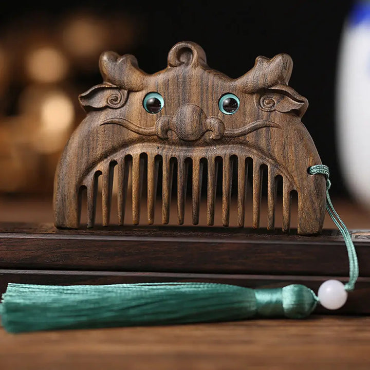 Chinese Zodiac Green Sandalwood Peace Mini Portable Comb - Chacate Preto Wood / Dragon - Comb