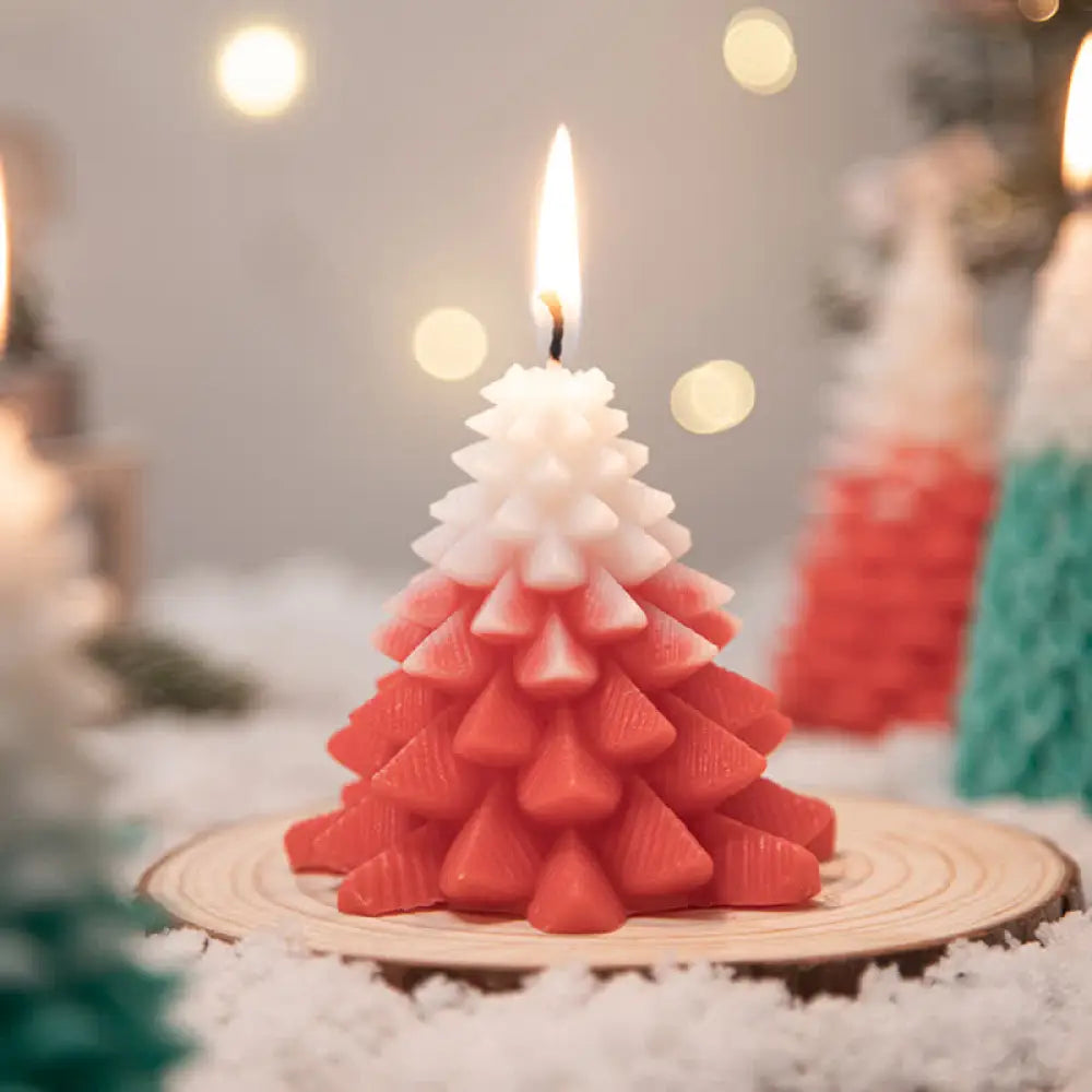 Christmas Tree Scented Soy Wax Candle Gift For Family Friends - Red Christmas Tree(Sweetberry) - Candles