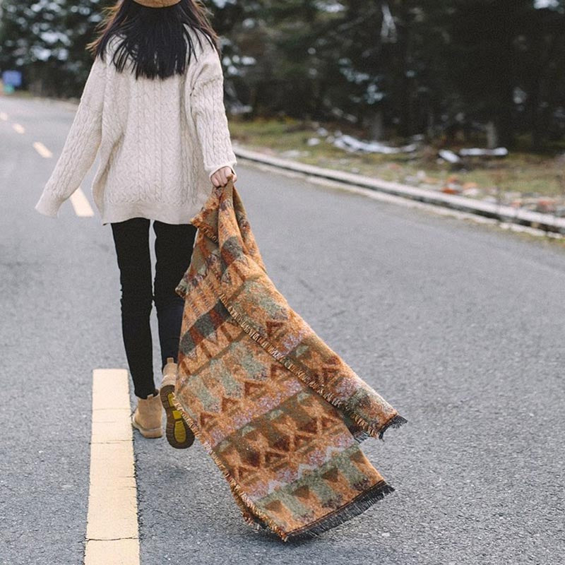 BWOOOH Tibetan Shawl Classic Geometry Pattern Winter Cozy
