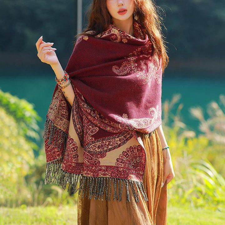 BWOOOH Tibetan Vine Leaves Pattern Design Shawl Cozy Trav