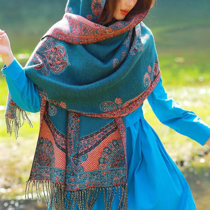 BWOOOH Tibetan Vine Leaves Pattern Design Shawl Cozy Trav