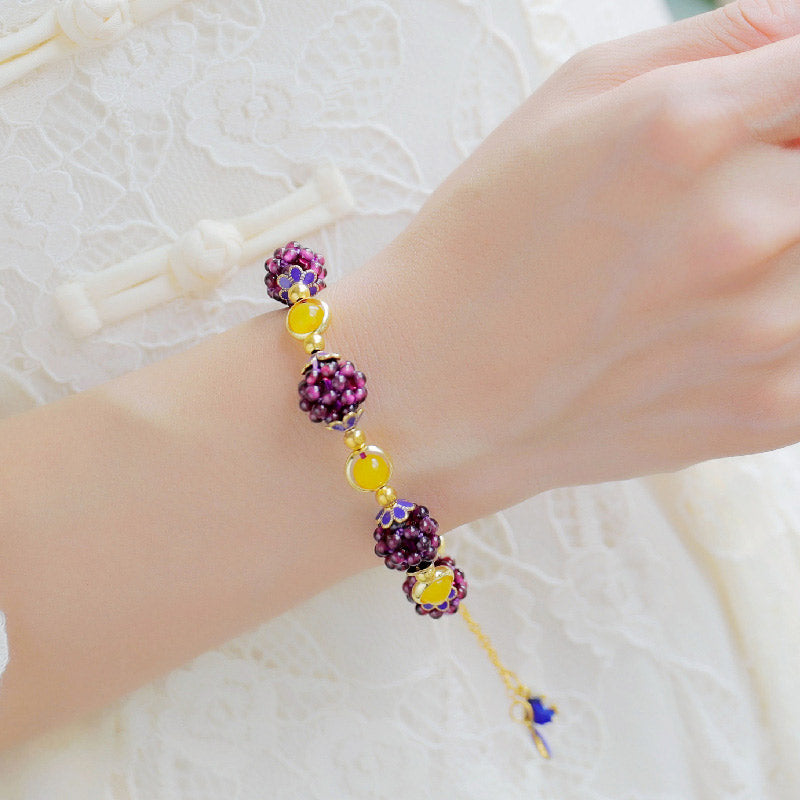 BWOOOH Tibetan Garnet Calm Bracelet