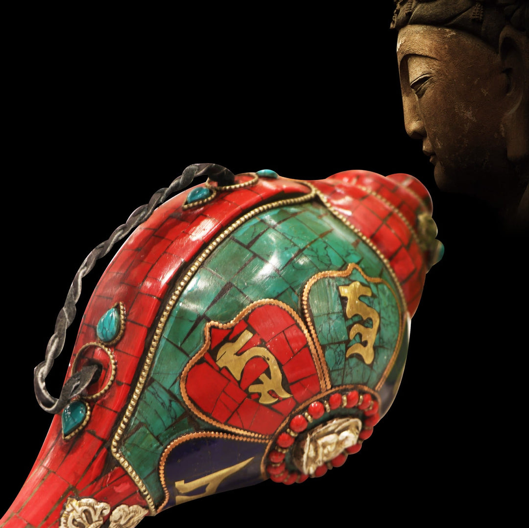 BWOOOH Tibetan Handmade Shankha Om Mani Padme Hum Buddha Conch Shell Lucky Decoration | Shell spiritual home decor