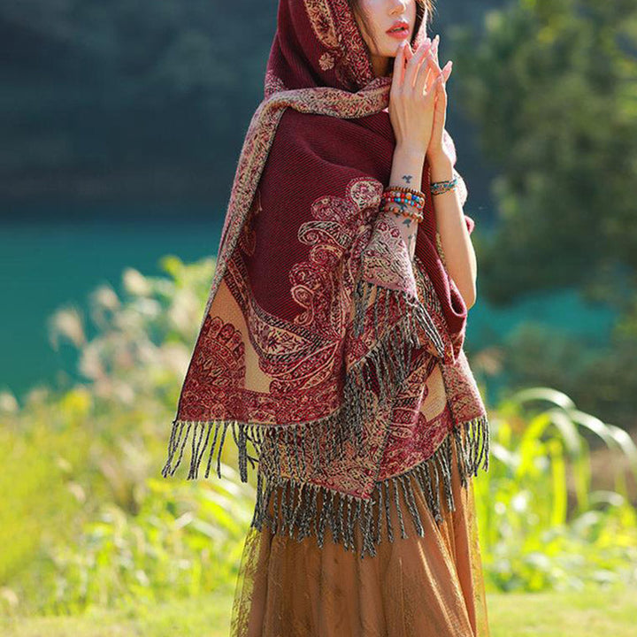 BWOOOH Tibetan Vine Leaves Pattern Design Shawl Cozy Trav
