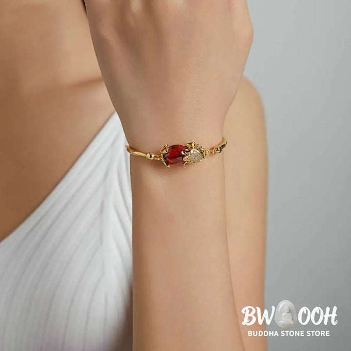 BWOOOH FengShui Golden Red Agate PiXiu Wealth Luck Bracelet | natural stone spiritual bracelet for healing and mindful living