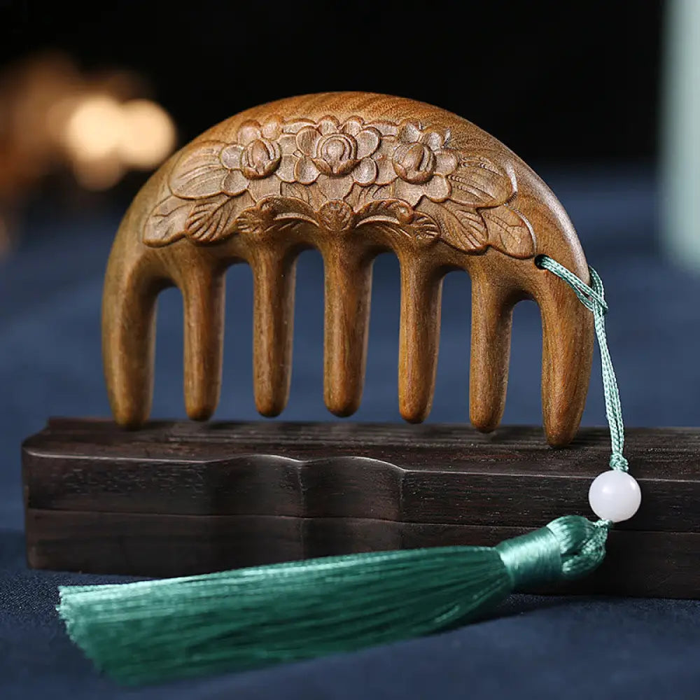 Green Sandalwood Plum Blossom Flowers Lotus Koi Fish Engraved Soothing Tassel Comb - Green Sandalwood Forget-Me-Not