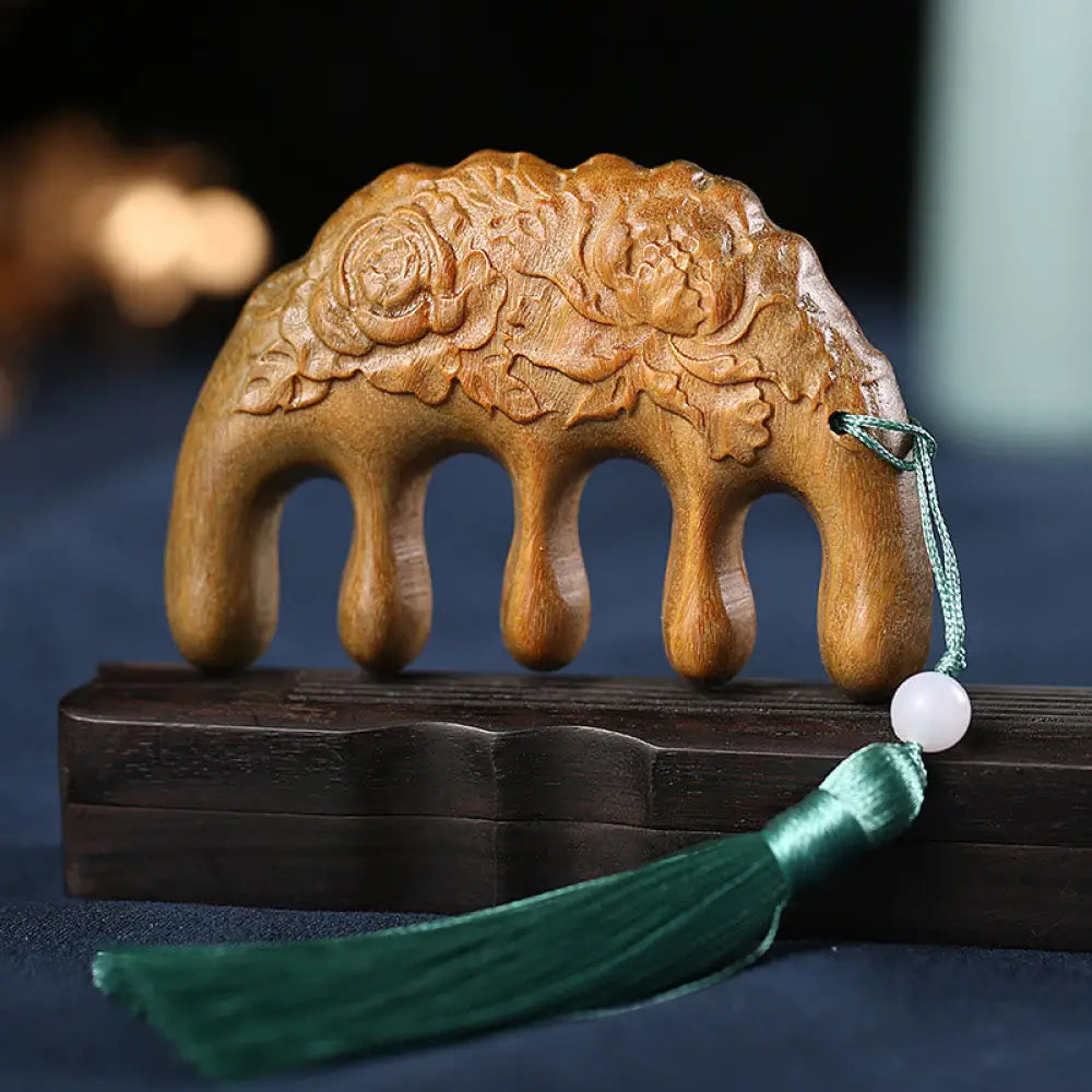 Green Sandalwood Plum Blossom Flowers Lotus Koi Fish Engraved Soothing Tassel Comb - Green Sandalwood Peony - Comb