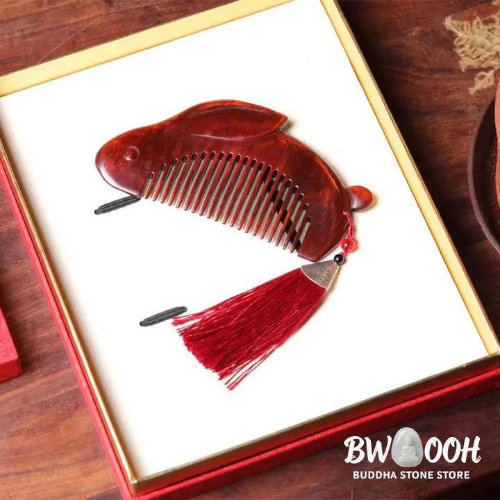Small Leaf Red Sandalwood Cute Bunny Rabbit Sooth Comb With Gift Box - Small Leaf Red Sandalwood 125*65*12mm - Comb